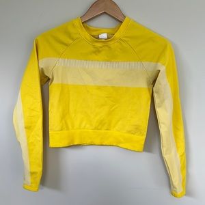 FABLETICS size S cropped sunny yellow long sleeve crop shirt